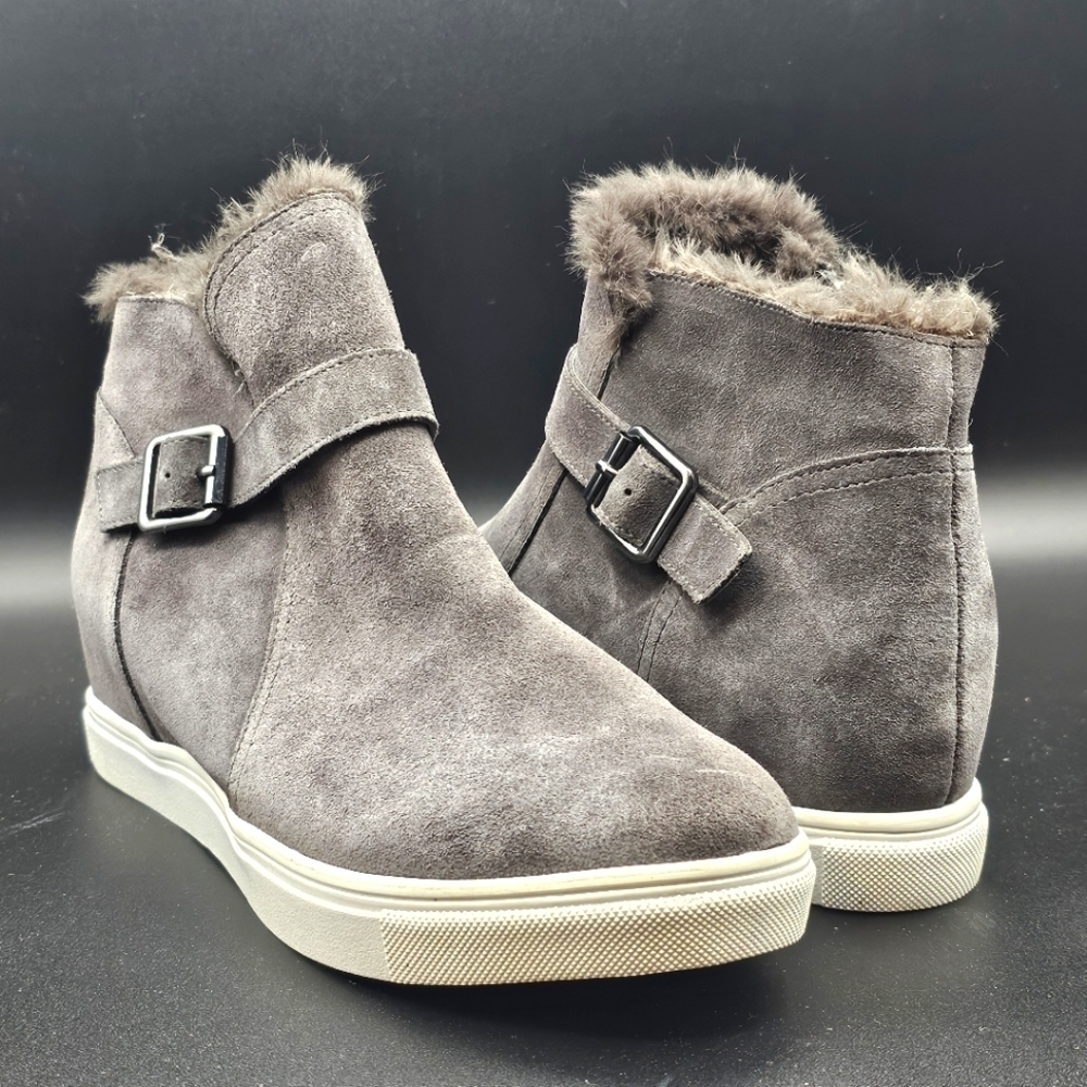 Aqua College Gayla Waterproof Hi Top Sneakers.